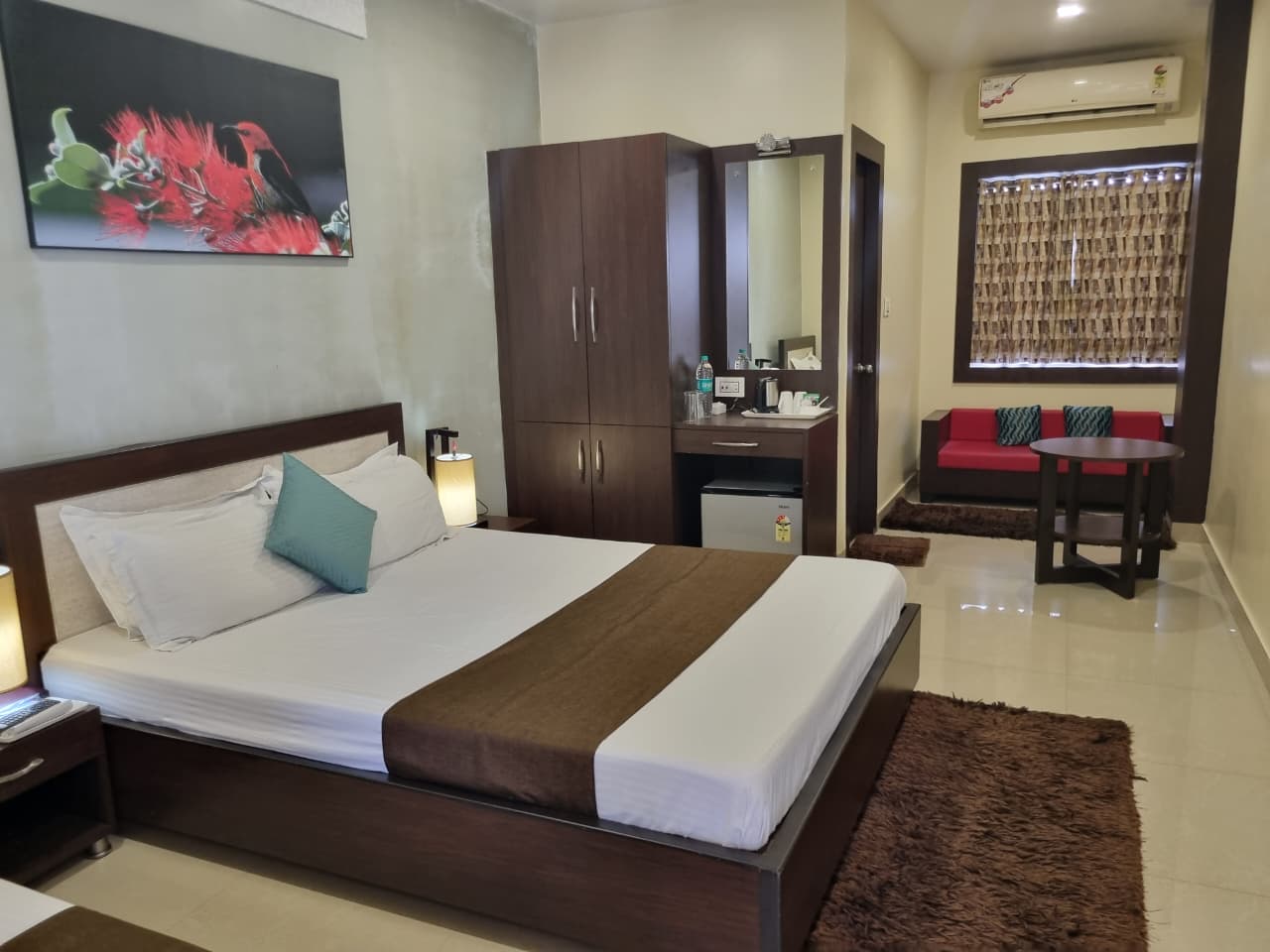 WhatsApp Image 2025-11-05 at 14.36.55_4b174377